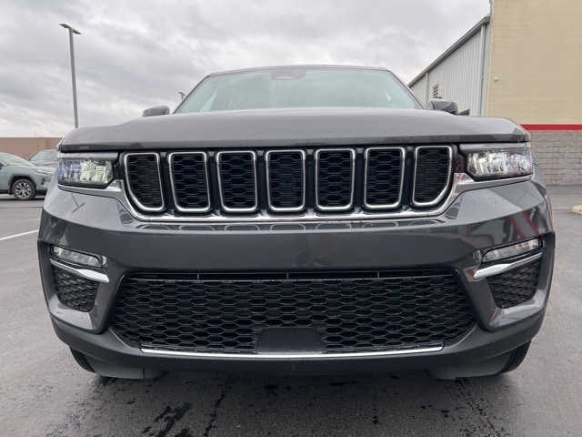 Used 2022 Jeep Grand Cherokee Limited with VIN 1C4RJHBG3N8588787 for sale in Sandusky, OH