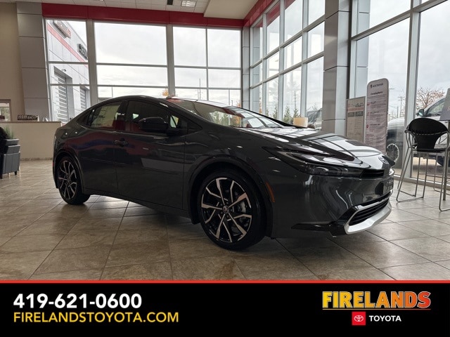 2026 Toyota Prius XSE's photo