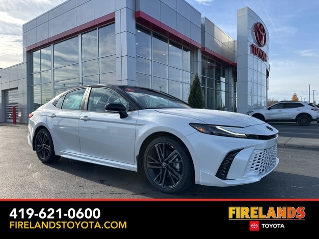 2026 Toyota Camry XSE's photo