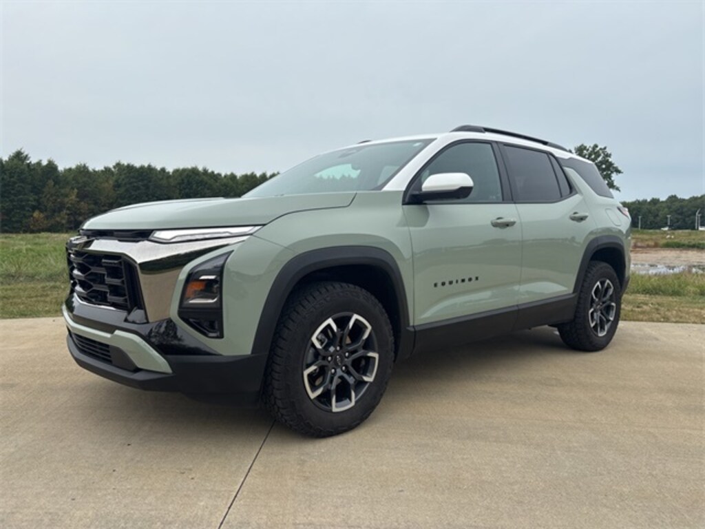 Used 2025 Chevrolet Equinox Activ SUV