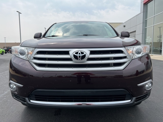 Used 2011 Toyota Highlander Limited with VIN 5TDDK3EH7BS074091 for sale in Sandusky, OH