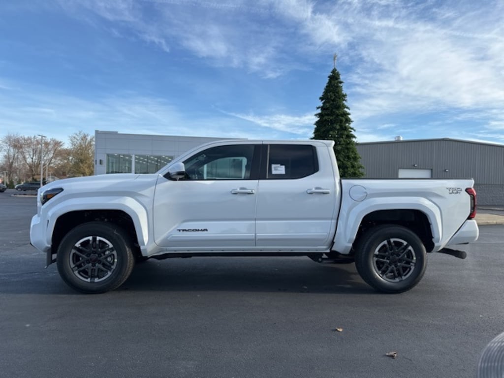 New 2025 Toyota Tacoma TRD Sport 4X4 DOUBLE CAB