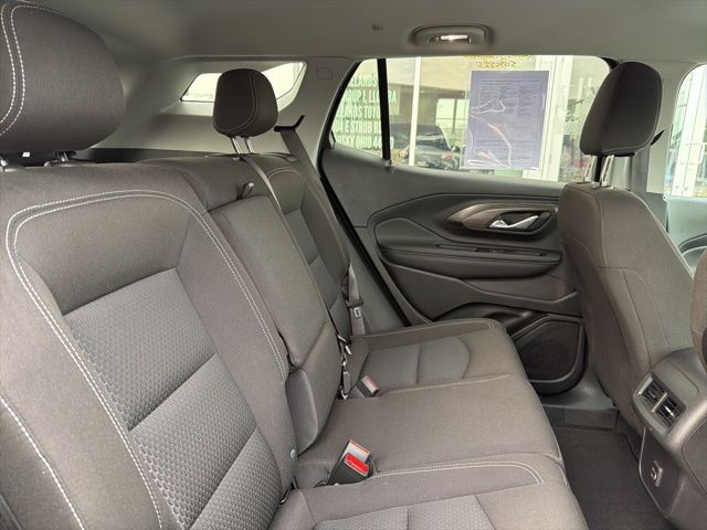 2023 GMC Terrain SLE - Photo 27