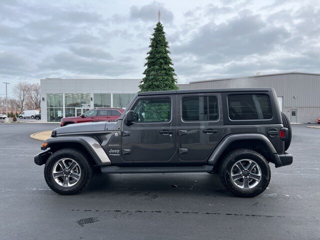 2022 Jeep Wrangler Unlimited Sahara photo 4