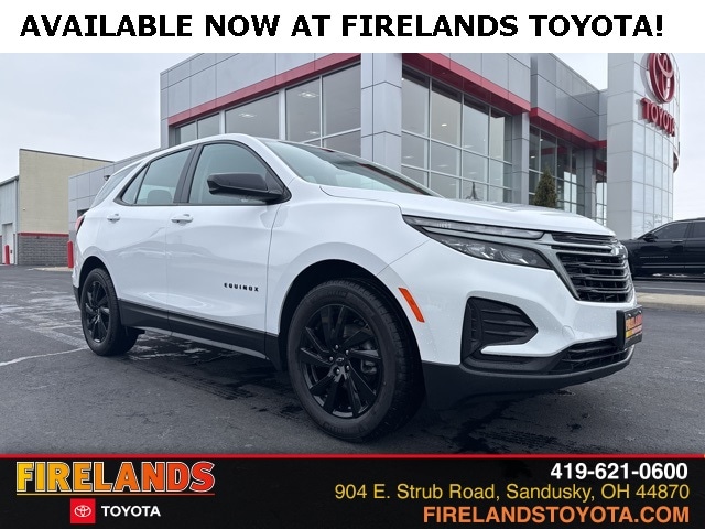 2024 Chevrolet Equinox LS's photo