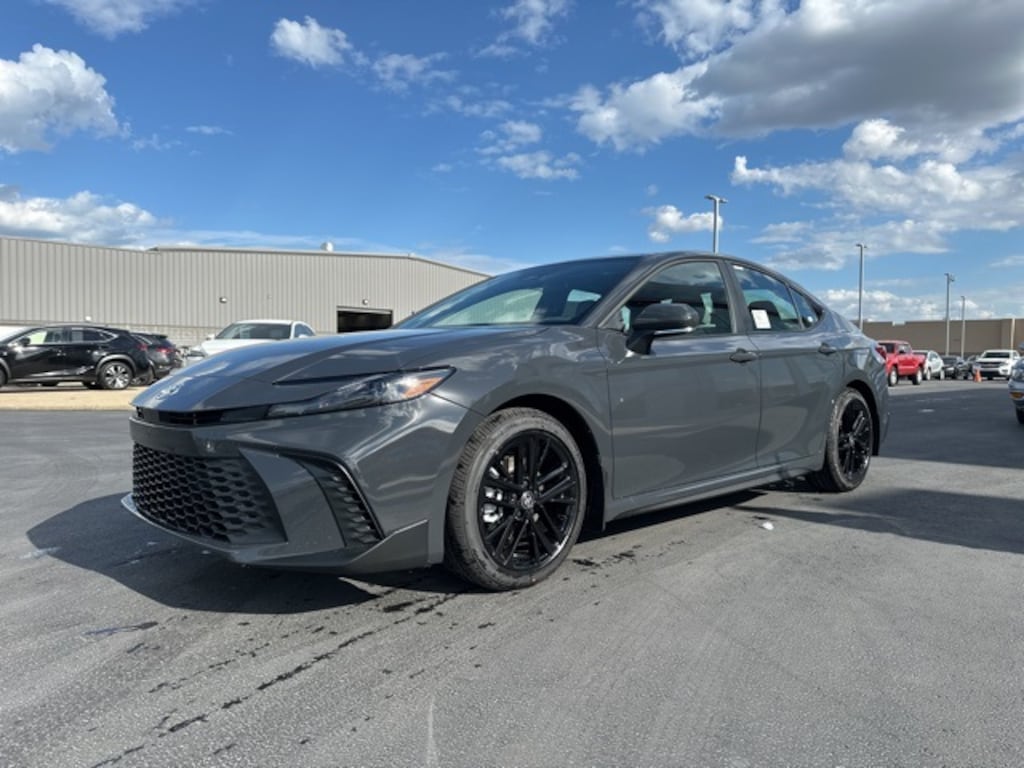 New 2026 Toyota Camry SE SE