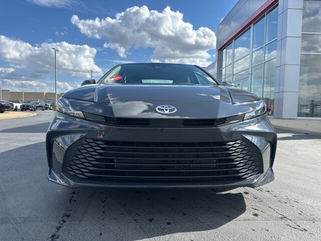 2026 Toyota Camry LE photo 2