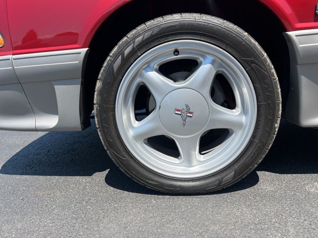 1991 Ford Mustang - Photo 17