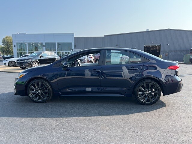 2024 Toyota Corolla SE photo 3