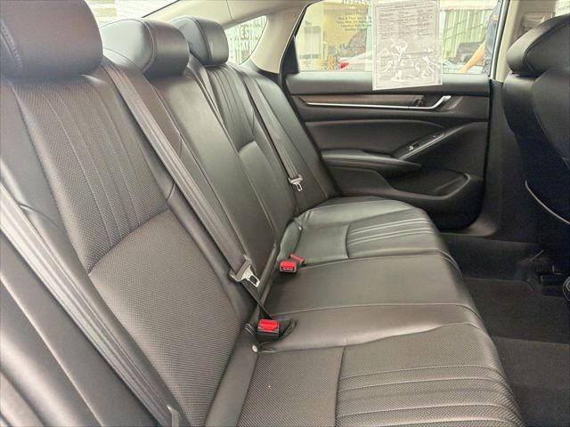 2022 Honda Accord Touring - Photo 32