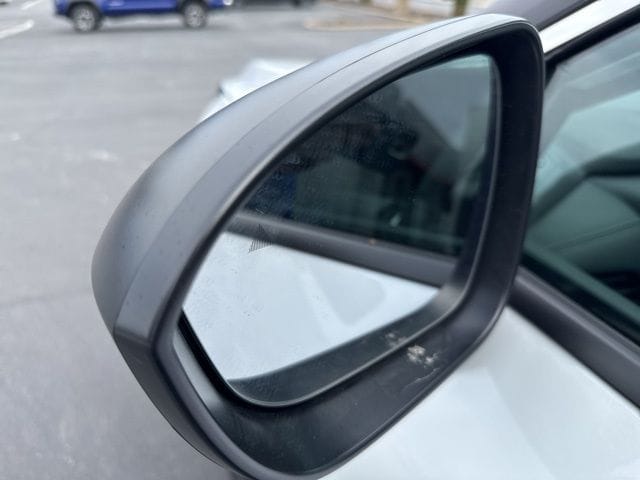 2025 Nissan Rogue S - Photo 9