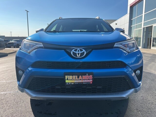 Used 2016 Toyota RAV4 SE with VIN JTMJFREV5GJ062610 for sale in Sandusky, OH