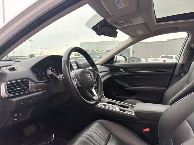 2022 Honda Accord Touring - Photo 15