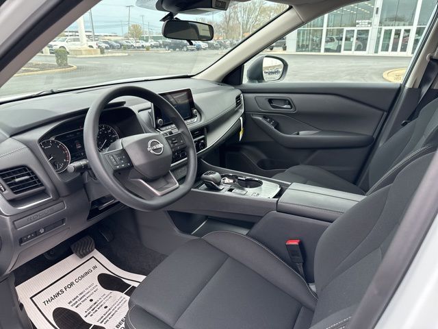 2025 Nissan Rogue S - Photo 14