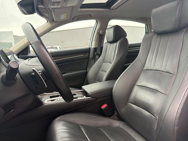 2022 Honda Accord Touring - Photo 14