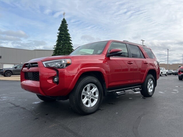 2021 Toyota 4Runner SR5 Premium photo 2