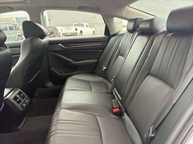 2022 Honda Accord Touring - Photo 35