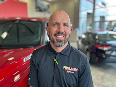 Staff member Rick Suhar from ID_13ae7ea22fad