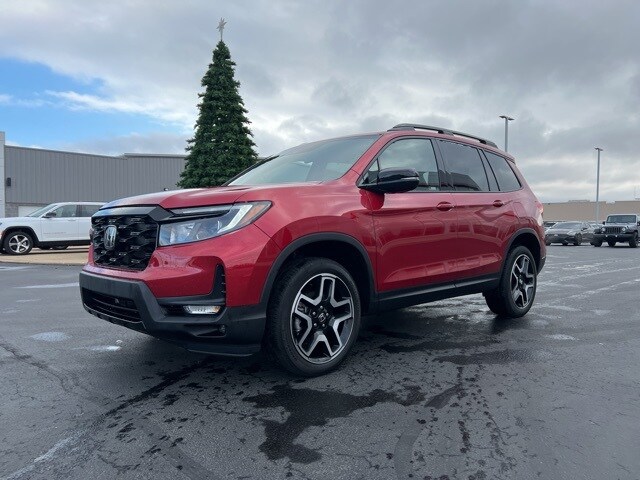 2023 Honda Passport Elite photo 2