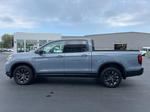 2023 Honda Ridgeline Sport photo 4