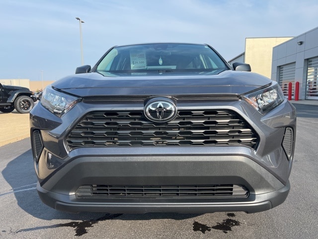 Used 2022 Toyota RAV4 LE with VIN 2T3F1RFV1NW297121 for sale in Sandusky, OH