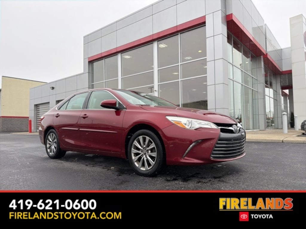 Used 2017 Toyota Camry XLE Sedan