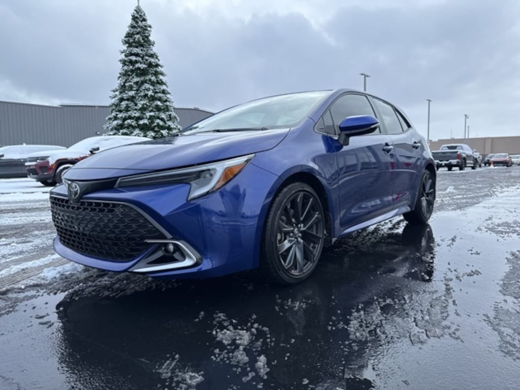 Certified 2025 Toyota Corolla Hatchback XSE Hatchback