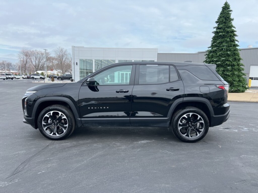 Used 2025 Chevrolet Equinox LT SUV