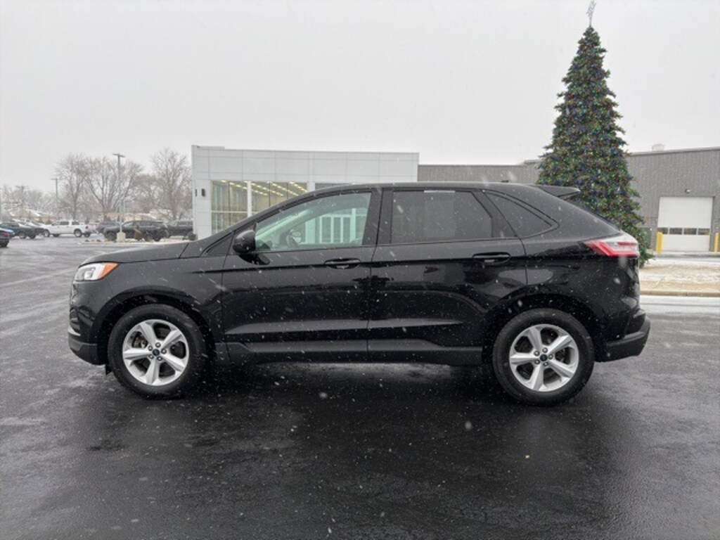 Used 2020 Ford Edge SE SUV