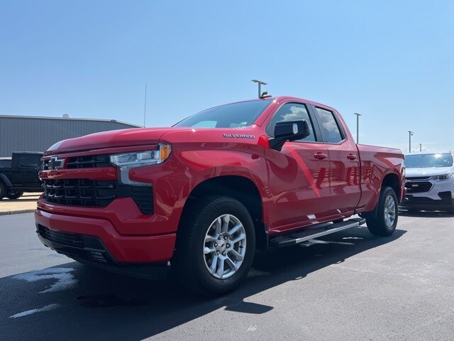 2022 Chevrolet Silverado 1500 RST photo 3