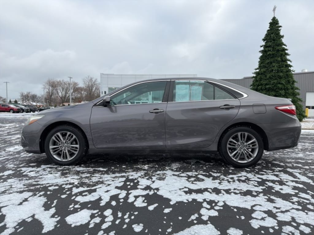 Certified 2015 Toyota Camry SE Sedan