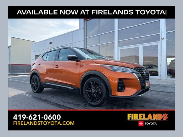 2023 Nissan Kicks SR