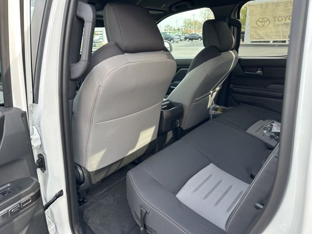 2026 Toyota Tacoma SR5 - Photo 24