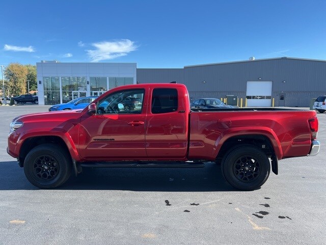 2019 Toyota Tacoma SR5 Access Cab photo 4