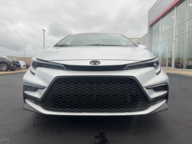 2023 Toyota Corolla SE photo 2