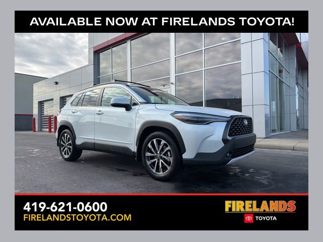 2023 Toyota Corolla Cross XLE