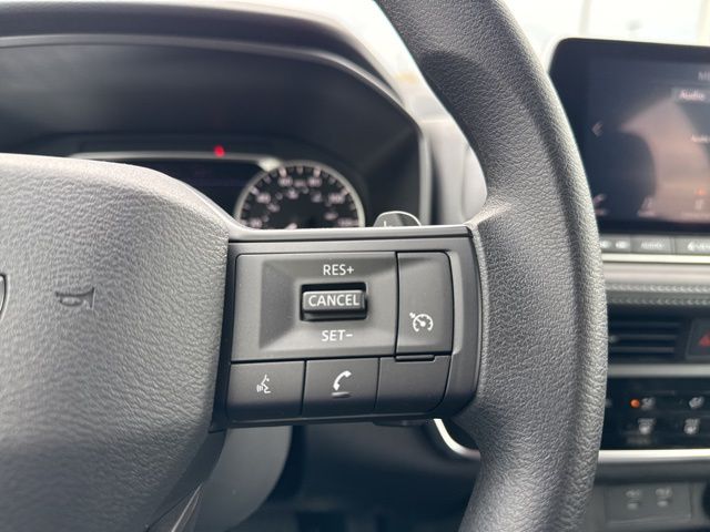 2025 Nissan Rogue S - Photo 18