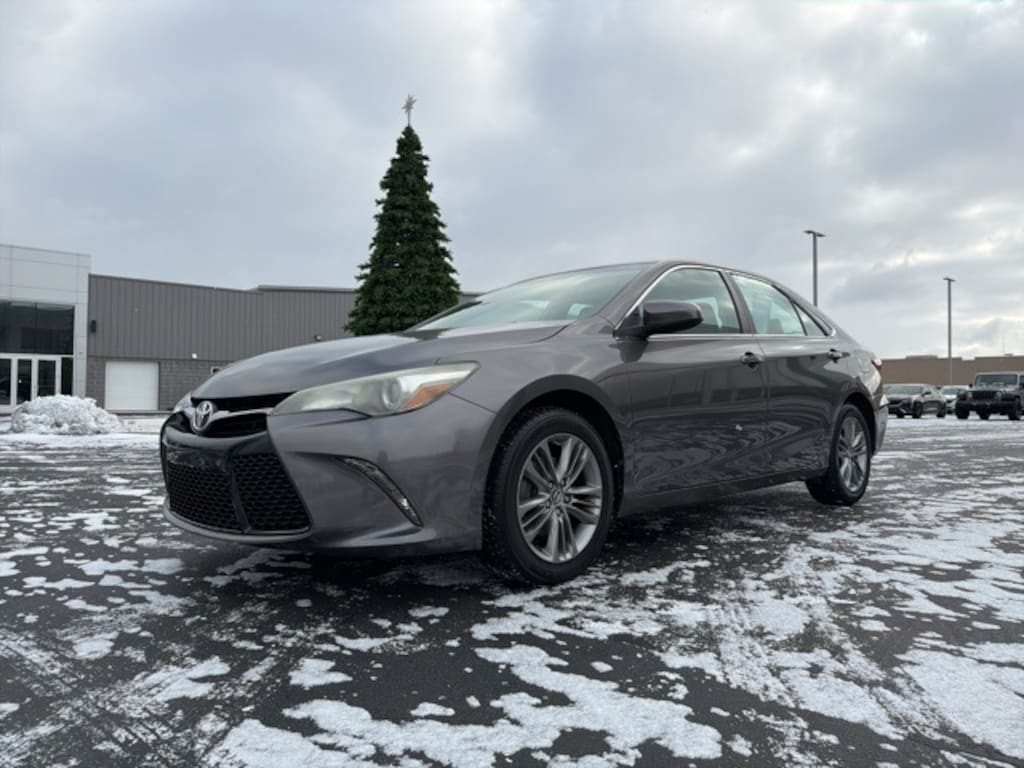 Certified 2015 Toyota Camry SE Sedan