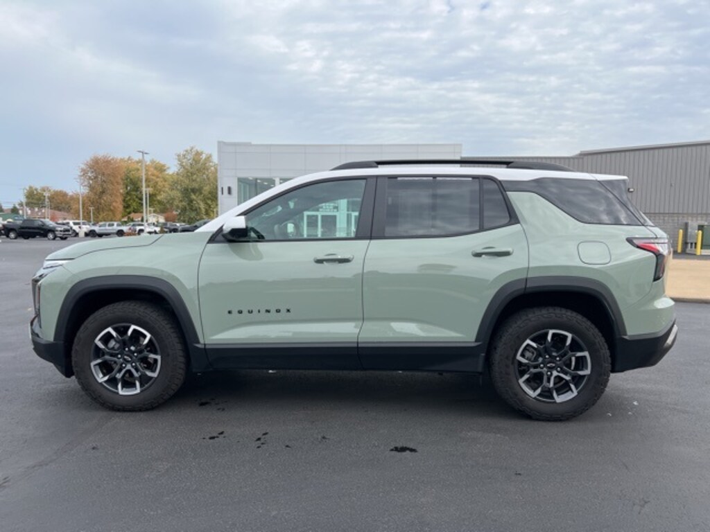 Used 2025 Chevrolet Equinox Activ SUV