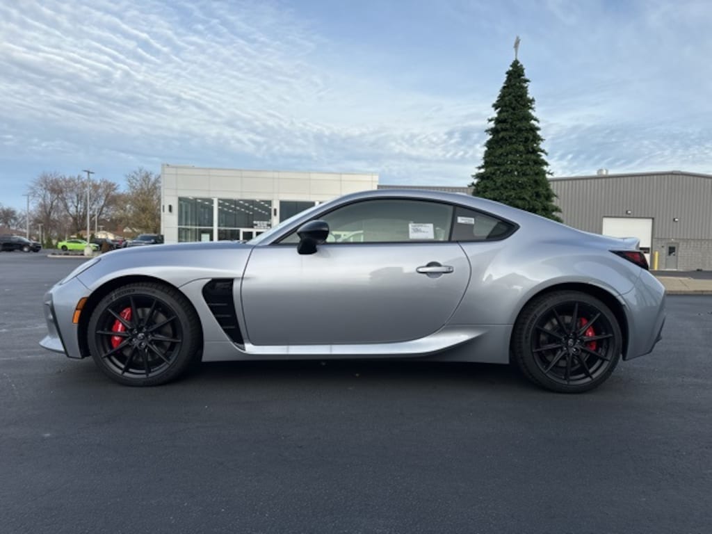 New 2025 Toyota GR86 AT 2+2 COUPE 6 SPD A/T