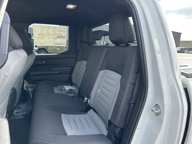 2026 Toyota Tacoma SR5 - Photo 23