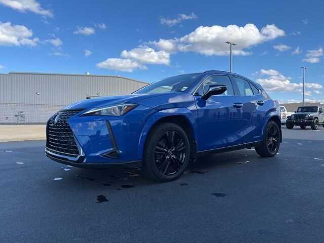 2021 Lexus UX 250h photo 3