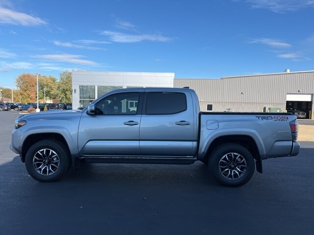 2023 Toyota Tacoma TRD Sport Double Cab photo 4