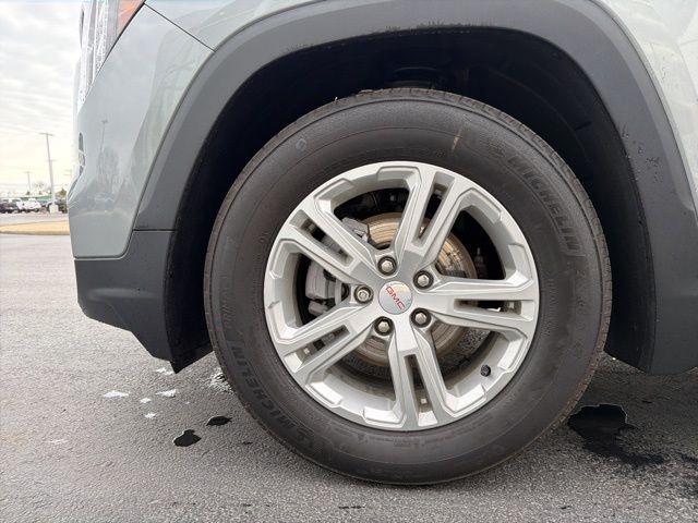 2023 GMC Terrain SLE - Photo 10