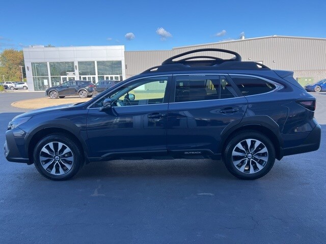 2023 Subaru Outback Limited photo 4