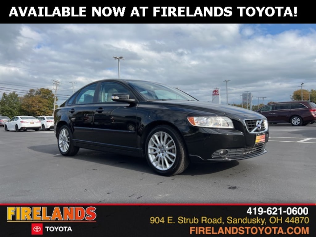 Used 2011 Volvo S40 T5 Sedan