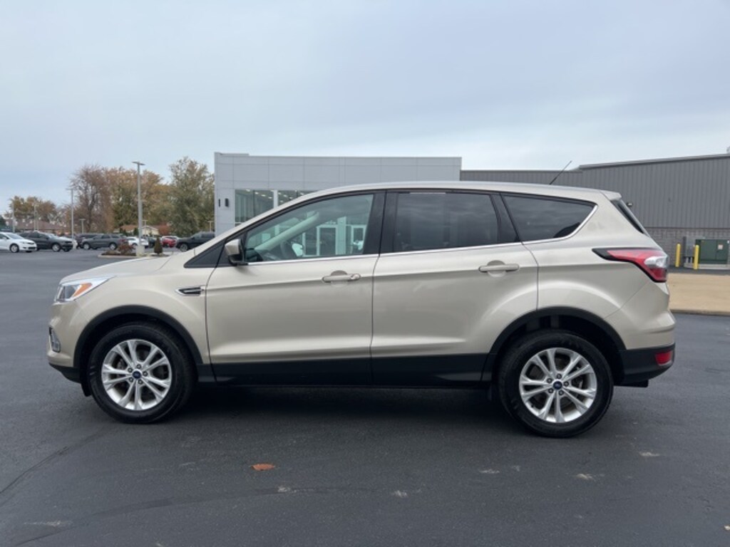 Used 2017 Ford Escape SE SUV
