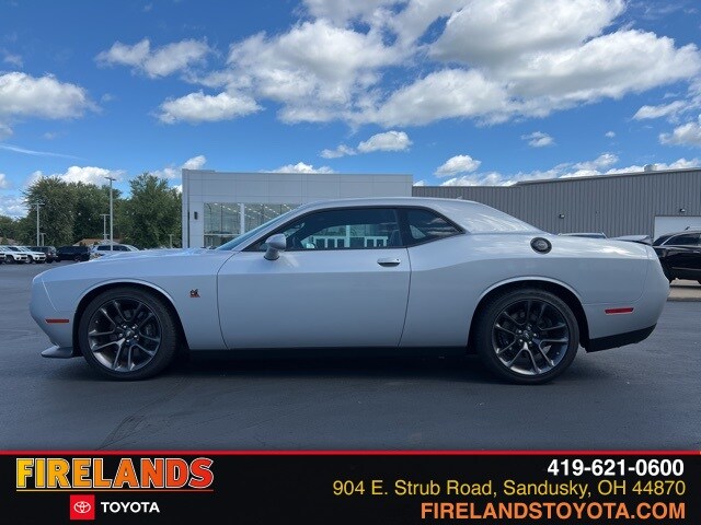 2023 Dodge Challenger R/T Scat Pack photo 4