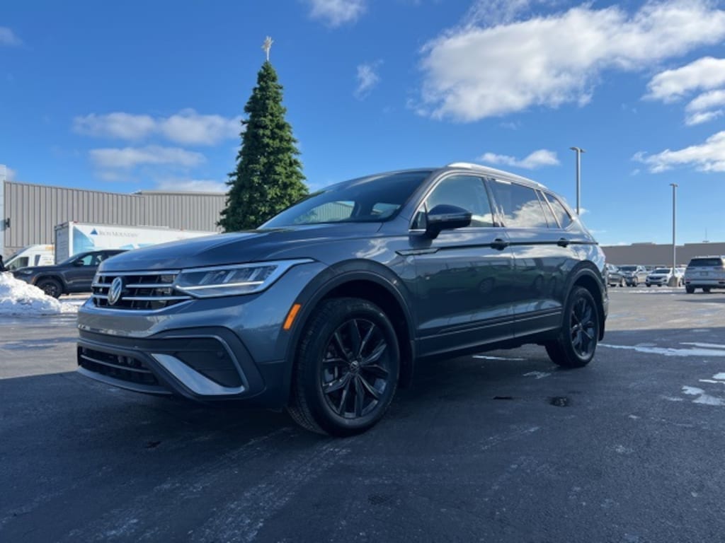 Used 2024 Volkswagen Tiguan 2.0T SE SUV