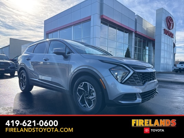 2024 Kia Sportage LX's photo